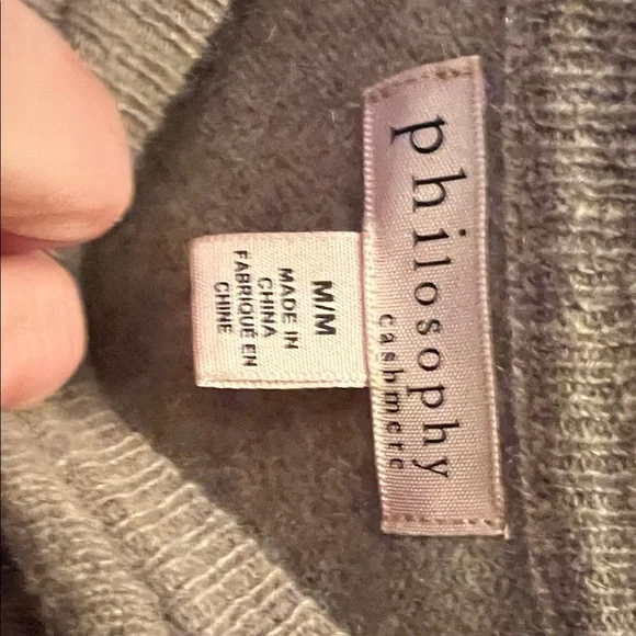 Philosophy Beige Sweater with Black Dog Motif - Picture 4 of 4